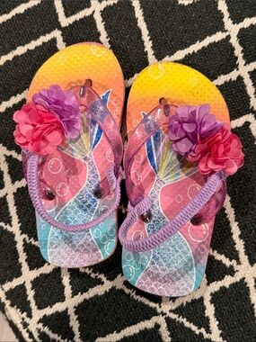 Girls Purple Mermaid Floral Flip Flops